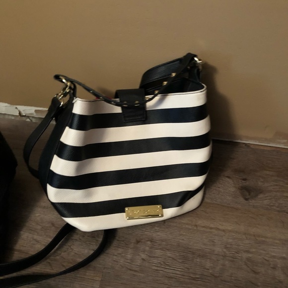 2 betsey Johnson handbags - Picture 2 of 4